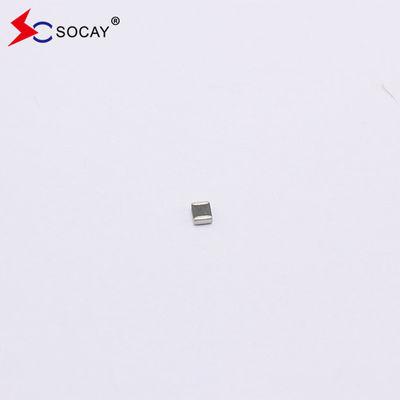18VDC Yüzey Montajı Çok Katmanlı Çip Varistörleri SV0402E180G2B SMD Kurşunsuz Tipi