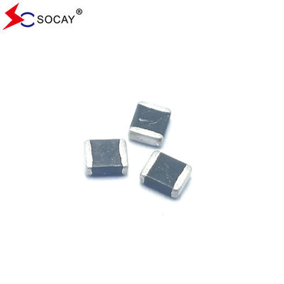 SMD 1210 Tip Çok Katmanlı Çip Varistor SV1210N470G0A Çinko Oksit Varistor 47V DC